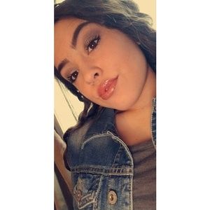 Meet your Posher, Jennah